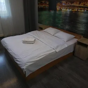 https://apartment-flagman.hotels-of-kiev.com