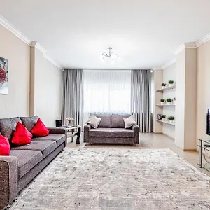 https://apartment-in-the-middle-of-astana-baiterek-59-59.hotels-in-astana.com